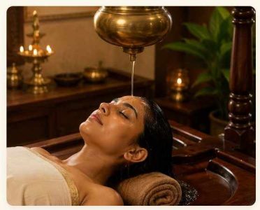 Shirodhara warm oil stream therapy at Herbal Hills